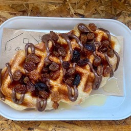 Mini ครอฟเฟิล นูเทลล่า ลูกเกด