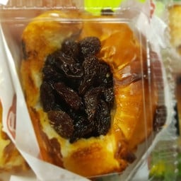 ปังปิ้งไส้ทะลัก ลูกเกด