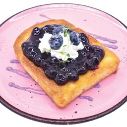 เอ็มปัง บลูเบอร์รี่วิปปิ้งครีม