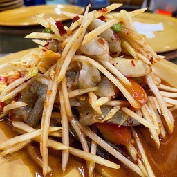ตำกุ้งสดหรือกุ้งลวก