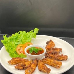 ปีกกลางไก่ทอด