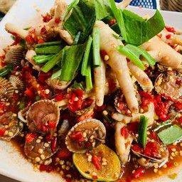ตำเหลาตีนไก่หอยแครง