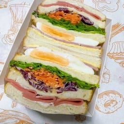 HAPPY BREAD แซนวิชเกาหลีไส้ทะลัก