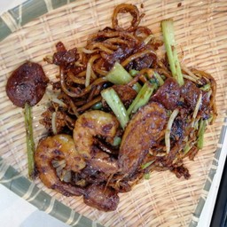 ฉ่าก๋วยเตี๋ยว Char kway Teow
