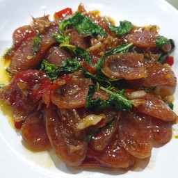 ผัดโหระพาไก่เชียง