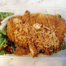 บะหมี่หมูทอด