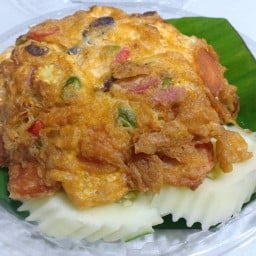 ไข่เจียวหอมพริก ช้างเผือก