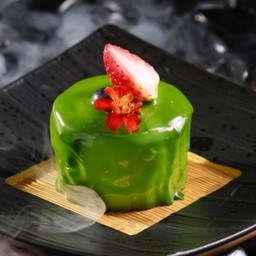 Melting Matcha Cake
