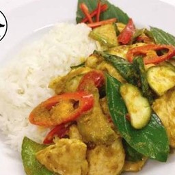 ข้าวผัดเขียวหวานไก่