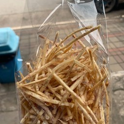 เผือกเส้นเค็ม