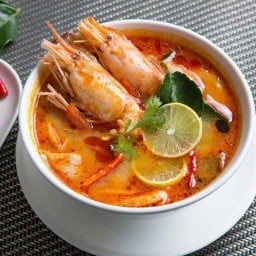 ป้าแหม่มมาม่าต้มยำ สามพราน