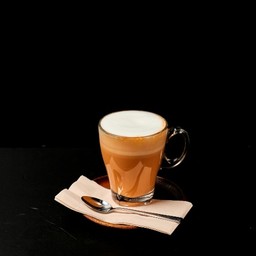 ชาไทย ร้อน