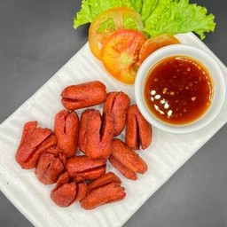 ไส้กรอกแดงทอด