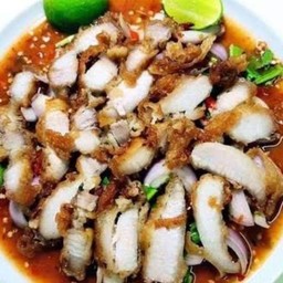 เกาเหลาหมูกรอบปลาร้า