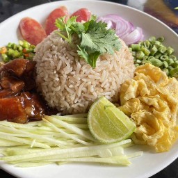 ร้านข้าวแกงกรุงเก่า