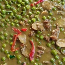 แกงเนื้อมะเขือพวง