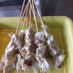 ปลาหมึกสดย่าง&แมลงทอด