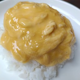 ข้าวหน้าไข่ข้น