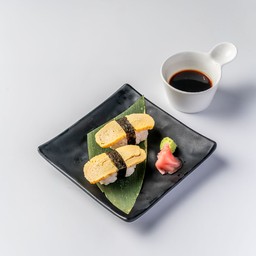 ข้าวปั้นหน้าไข่