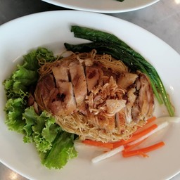 บะหมี่ไก่ย่าง
