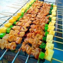 BLACK บาร์บีคิว RS Tower
