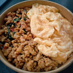 หิวข้าวกระเพราจัง