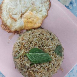 ข้าวผัดแกงเขียวหวาน