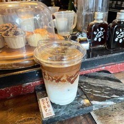 CARAMEL MACCHIATO