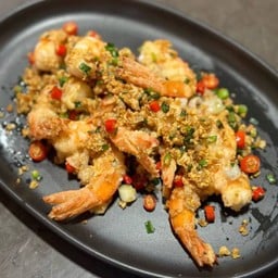 Salt & pepper with shrimp  กุ้งคั่วพริกเกลือ
