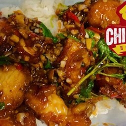 ข้าวกระเพราไก่กรอบ