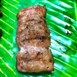 ไก่ย่างแก้มยุ้ย(หน้าร้านทุเรียนวัดศรีรองเมือง)