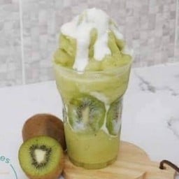 น้ำกีวี่ปั่นโยเกิร์ต  Kiwi Yogurt Smoothie