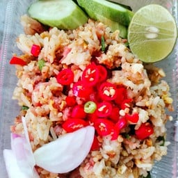 ข้่าวผัดแหนม