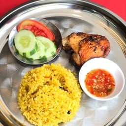 Rotinis Cafe halal โรตีนิส คาเฟ่ ฮาลาล