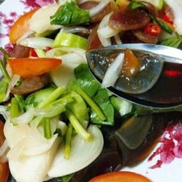 ยำไข่เยี่ยวม้า