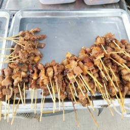 หัวหมูย่างรสแซ่บนายอ้วน หมูย่าง หัวหมูย่าง ไส้ย่าง