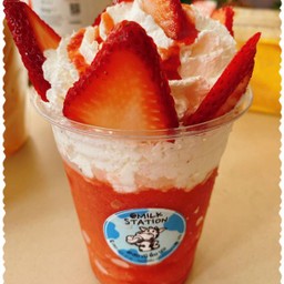 Strawberry Cream Smoothie