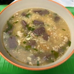 ครัวใต้บ้าน๕๓ ข้าวปุ้นน้ำวัว ก๋วยจั๊บญวนต้มยำ