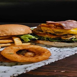 Signature Australian wagyu beef burger Double meat
