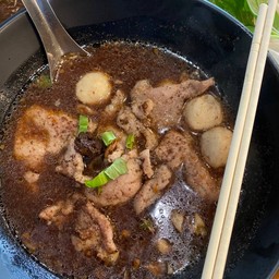 ก๋วยเตี๋ยวเรืออยุธยา ตาหลาน