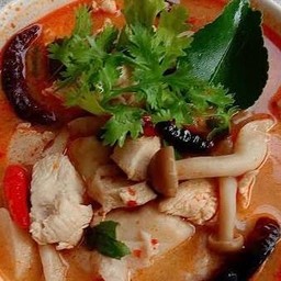 ต้มยำไก่น้ำข้นสูตรเด็ดจัดจ้านไร้ชูรส