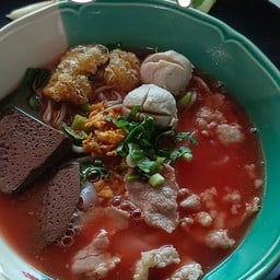 เกาเหลาหมูเย็นตาโฟร