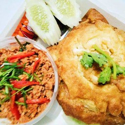 ชุดข้าวราดห่อหมกหมูผัดไบโหระพา+ไข่เจียว