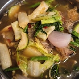 แกงอ่อม(หมู,ไก่,กระดูกอ่อนหมู,ซี่โครงหมู ระบุ)