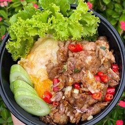 ข้าวหน้าไข่ข้น+สามชั้นสไลด์คั่วพริกเกลือ