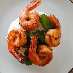 ข้าวกุ้งทอดกระเทียม