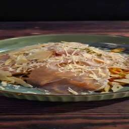 Parma ham Arrabbiata Pasta