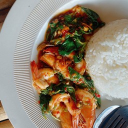 ข้าวกะเพราจุ้งงงง อื้มหืม!!