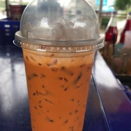 หญิง กาแฟโบราณ หน้าแบงค์ หน้าแบงค์กรุงเทพ