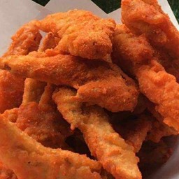 ปลายปีกเขย่าผงแซ่บซี๊ดเปรี๊ยวหวานลงตัวชุดกลาง